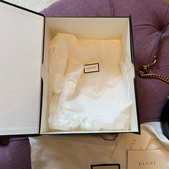 Gucci Marmont GG Crossbody - Mini - Picture 12 of 16